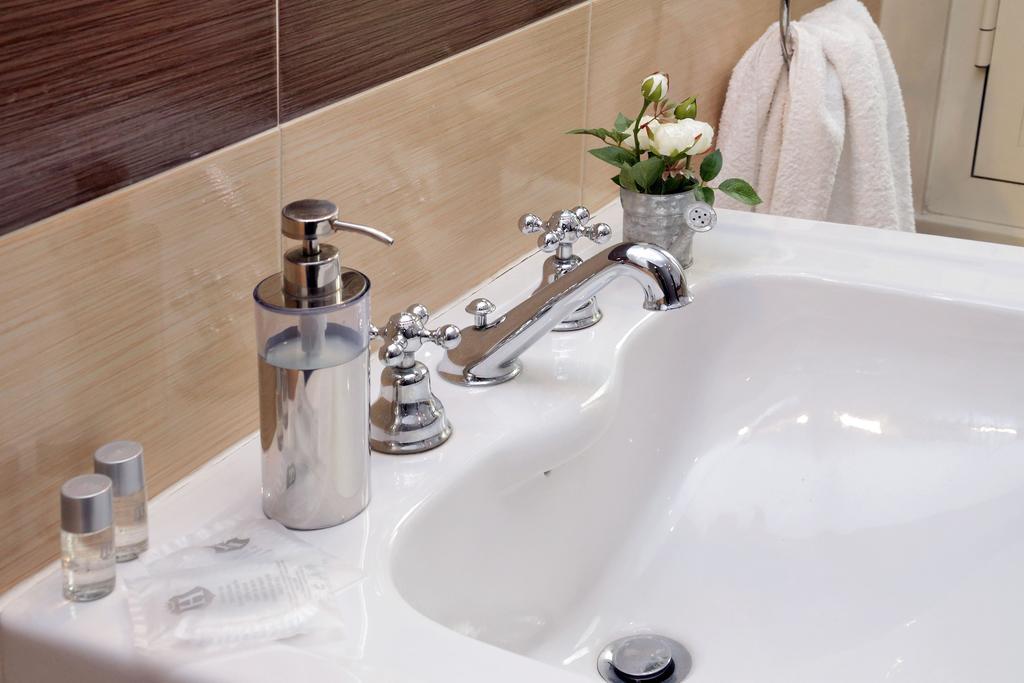 San Pietro Stazione Guesthouse Rome Luaran gambar
