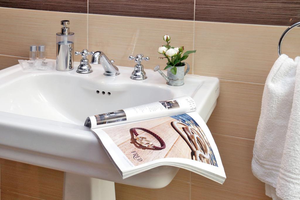 San Pietro Stazione Guesthouse Rome Luaran gambar