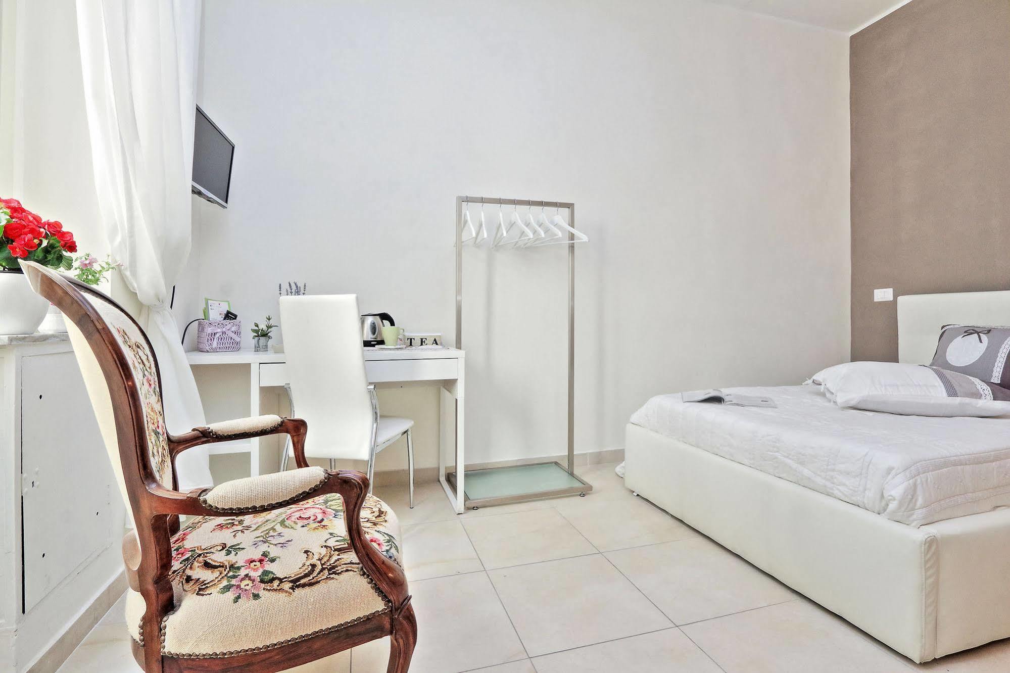 San Pietro Stazione Guesthouse Rome Luaran gambar